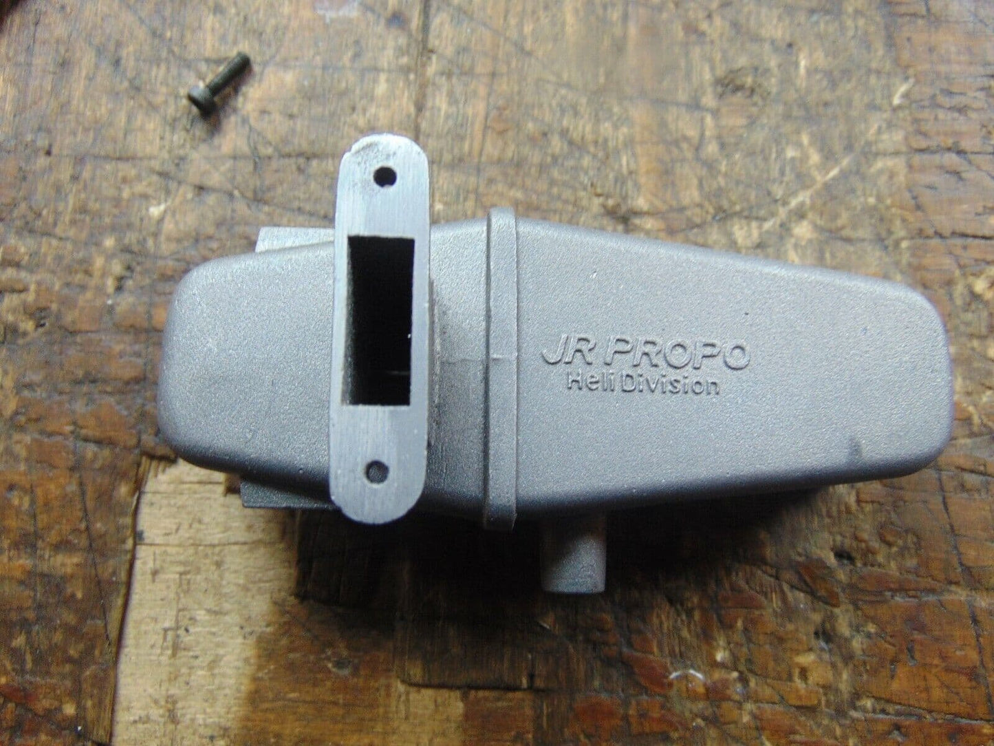 50 SIZE JR ENGINE MUFFLER 37 mm HOLE CENTRES UNUSED