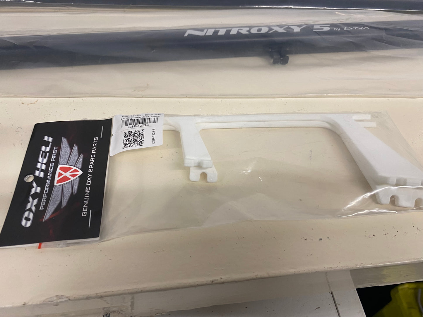 Lynx Heli | Oxy | OXY4 Max Landing Gear Skid, White OSP-1223-8