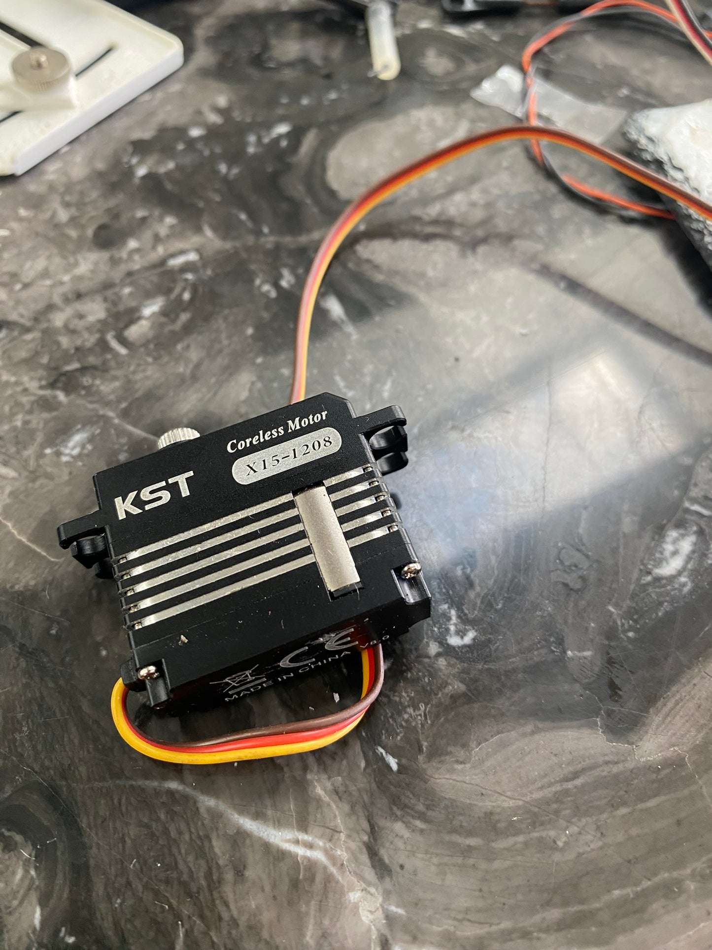 KST X15-1208 Midi Cyclic Helicopter Servo
