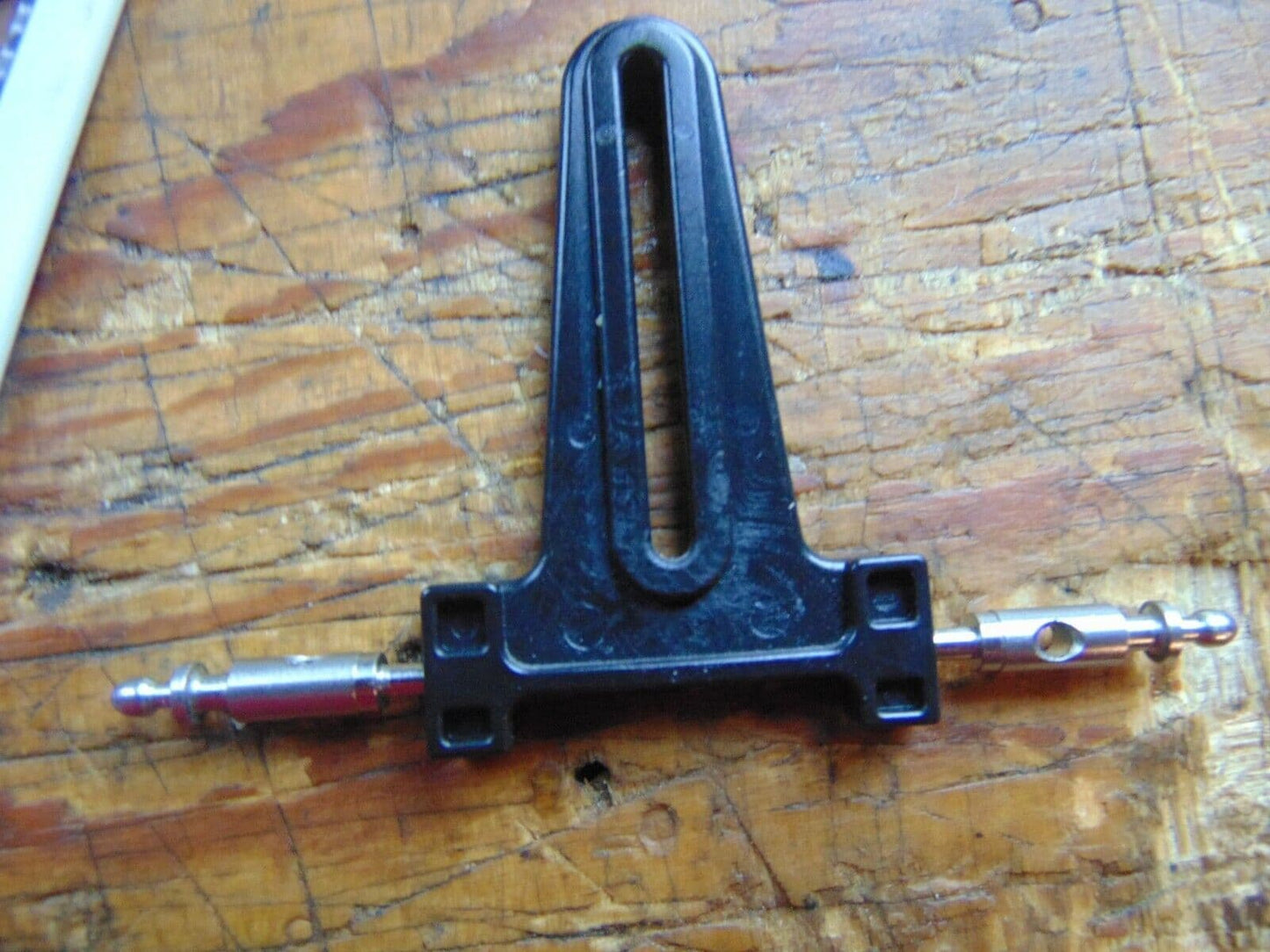 ALIGN 470L DOMINATOR ANTI-ROTATION GUIDE & CANOPY MOUNTS