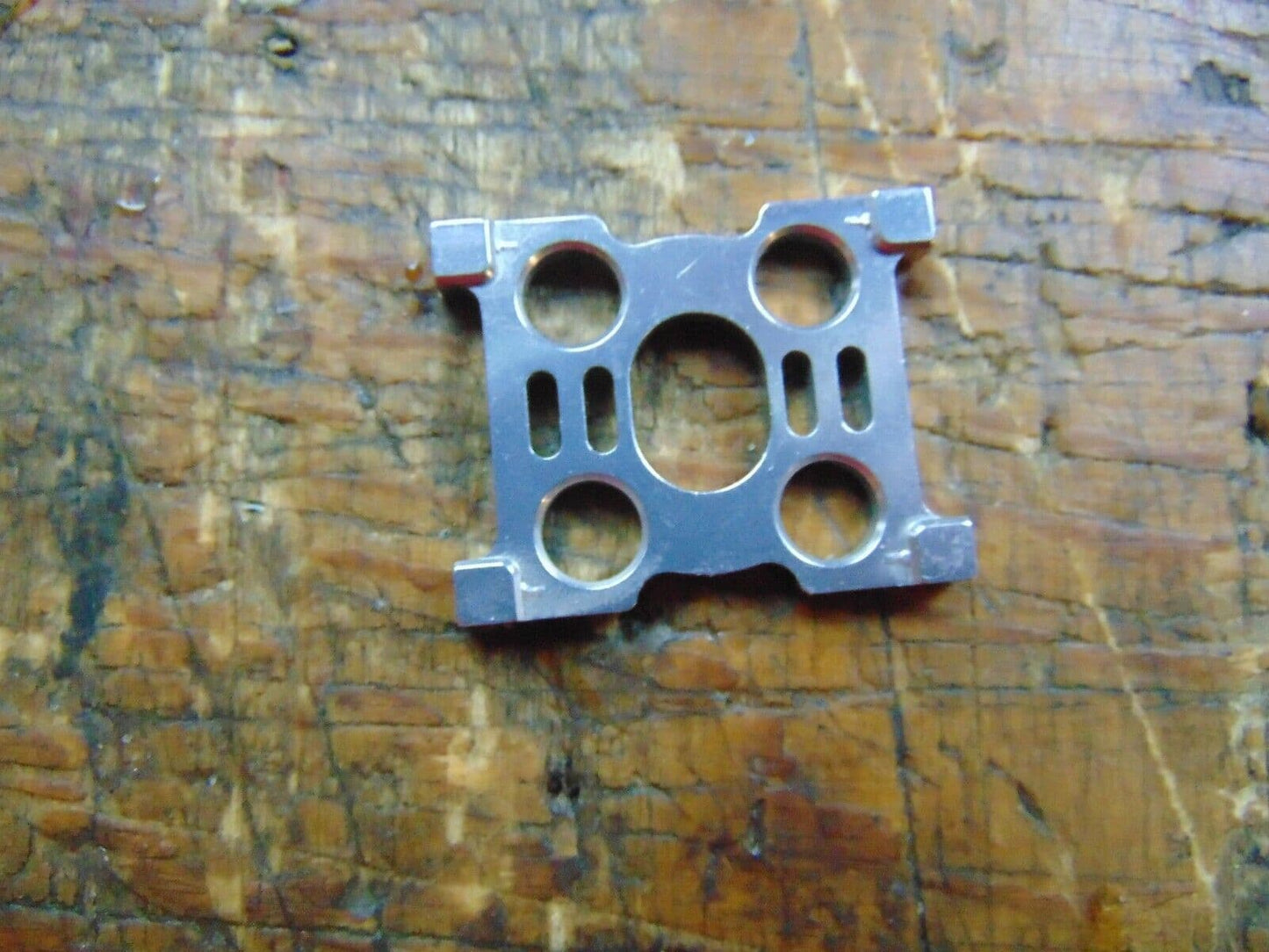 ALIGN 470L DOMINATOR MOTOR MOUNTING