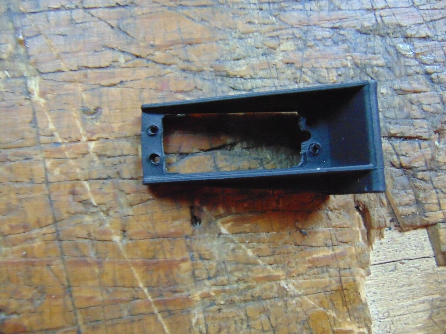 ALIGN 470L DOMINATOR TAIL SERVO MOUNTING