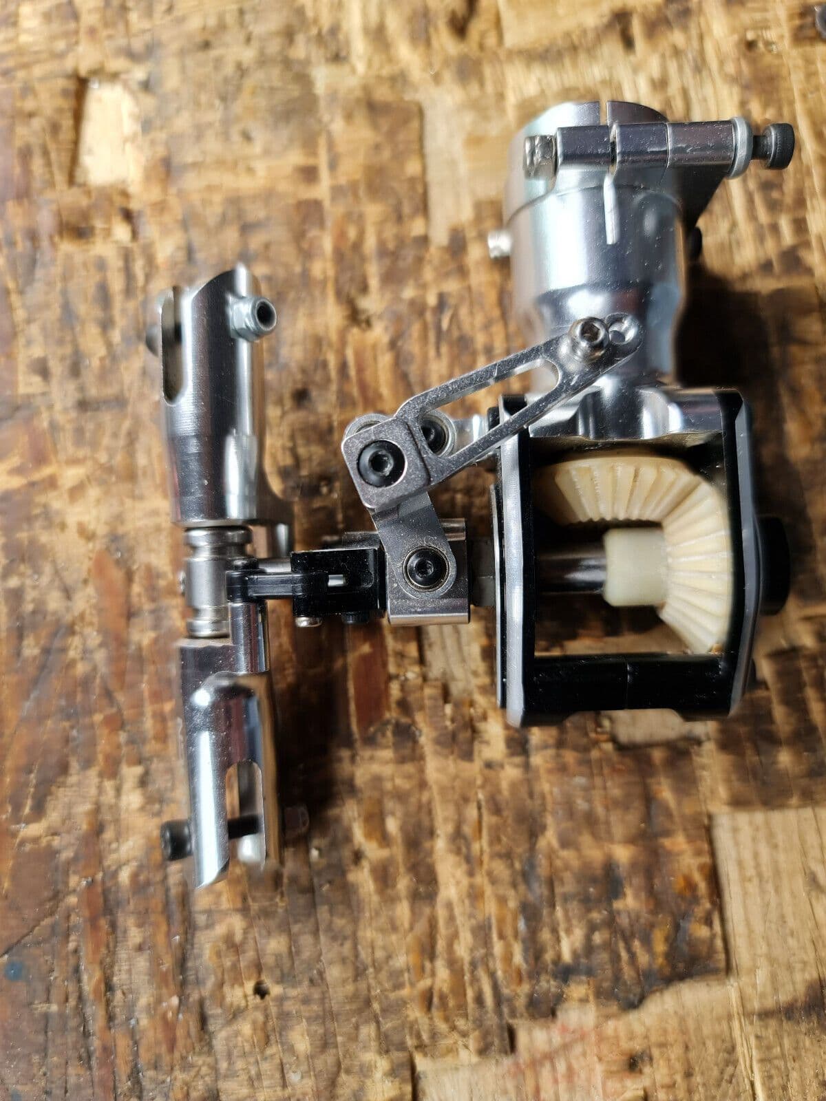 ALIGN TREX 700L TAIL ROTOR GEARBOX ASSEMBLY LATEST DOUBLE LINK TYPE