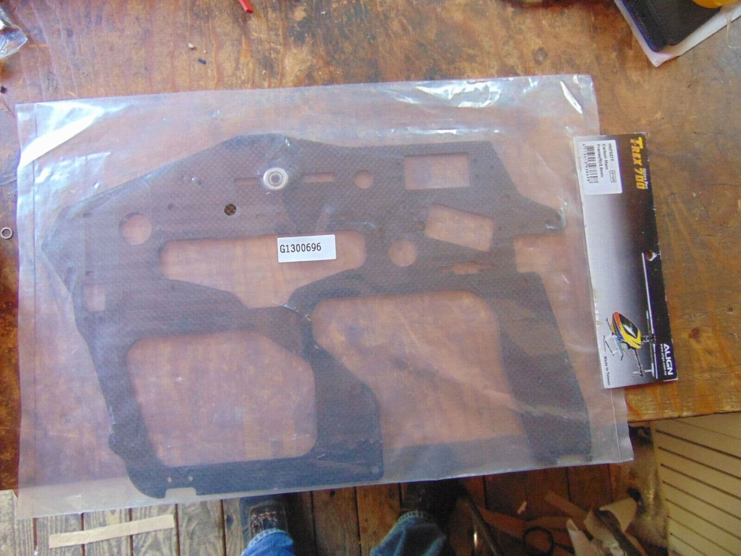 ALIGN TREX 700N CARBON FIBRE MAIN FRAME (R) 2.0mm HN7027T BNIB