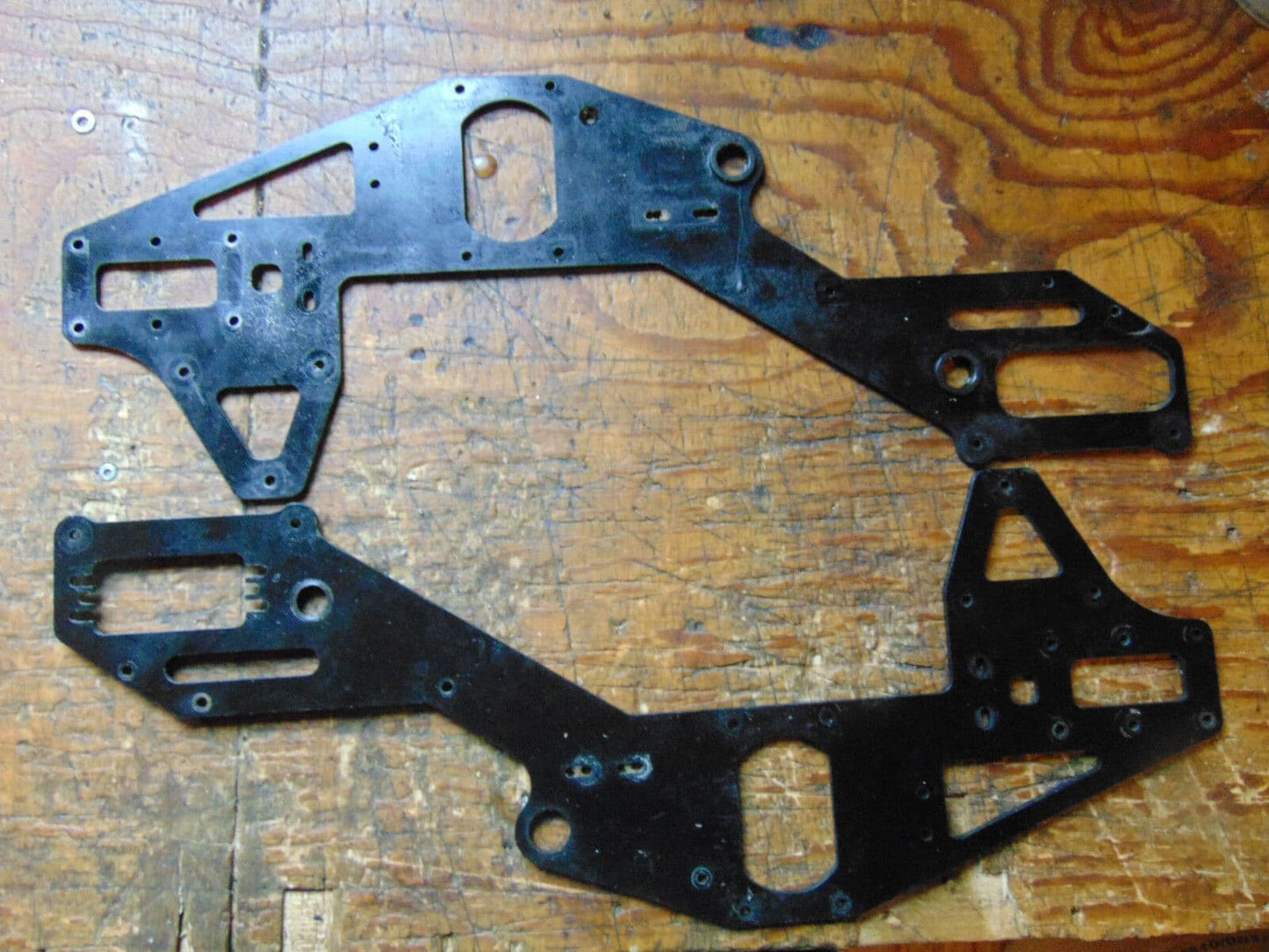 BERGEN INTREPID UPPER MAIN FRAME SIDES