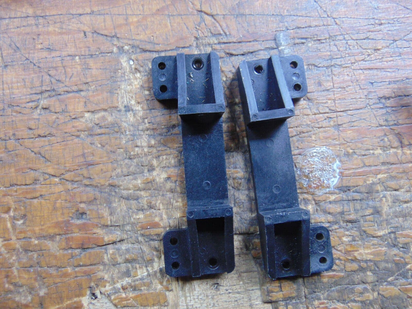 COMPASS KNIGHT 3D LANDING STRUT MOUNTINGS