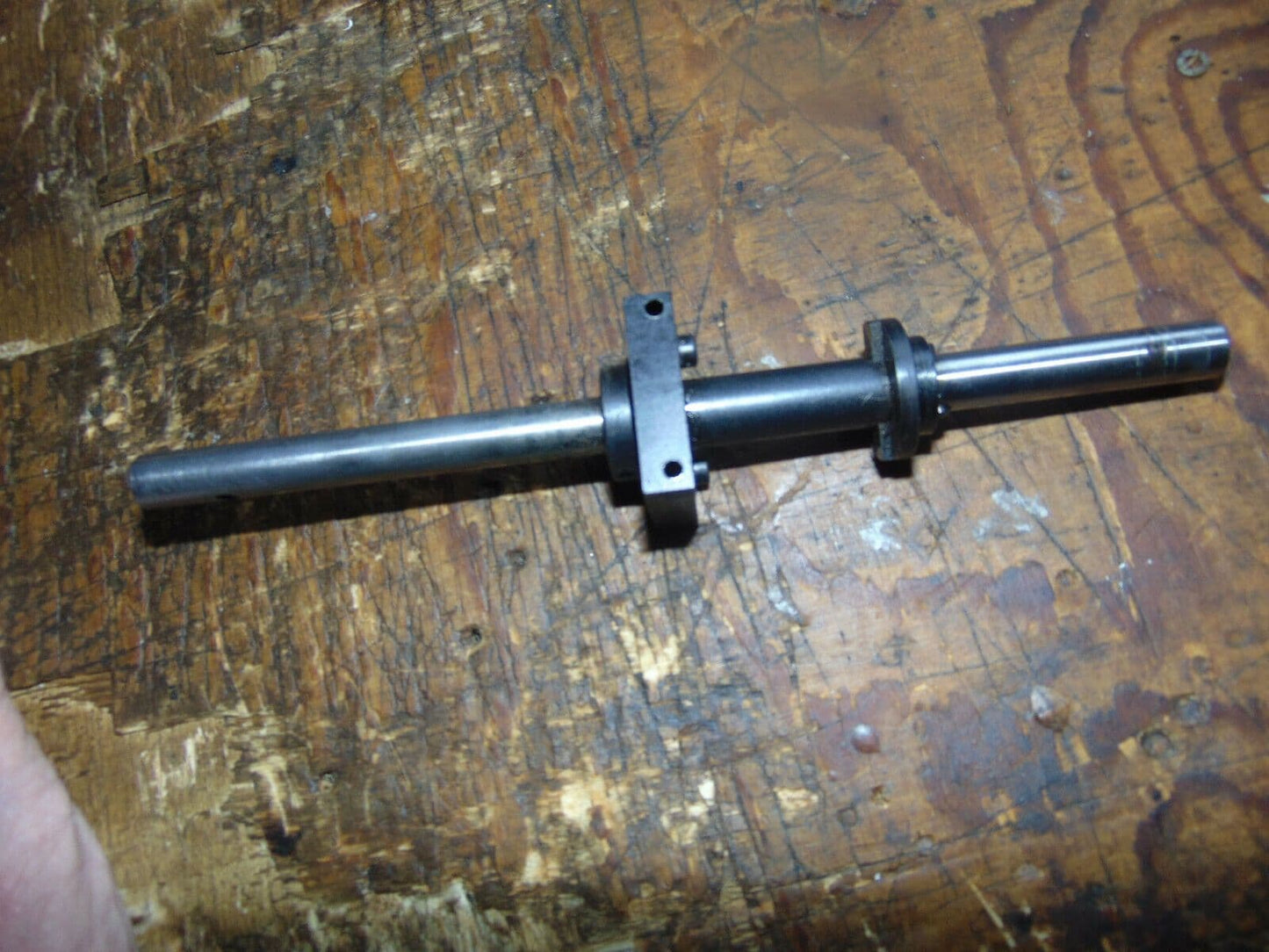FUTURA TRAINER GASSER MAIN ROTOR SHAFT & TOP BEARING C/W DRIVE PIN