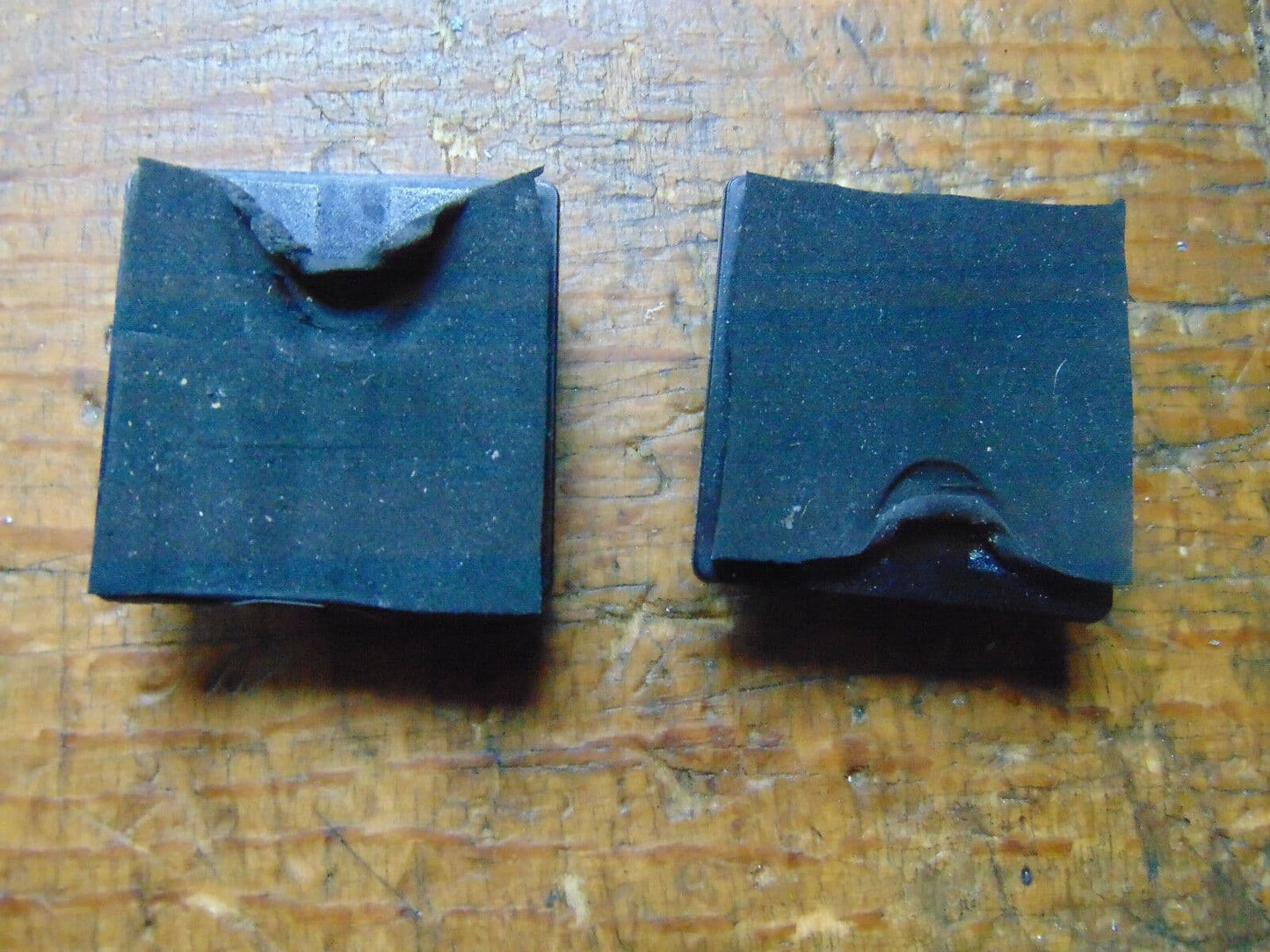 HIROBO LEPTON BATTERY MOUNTING TRAYS