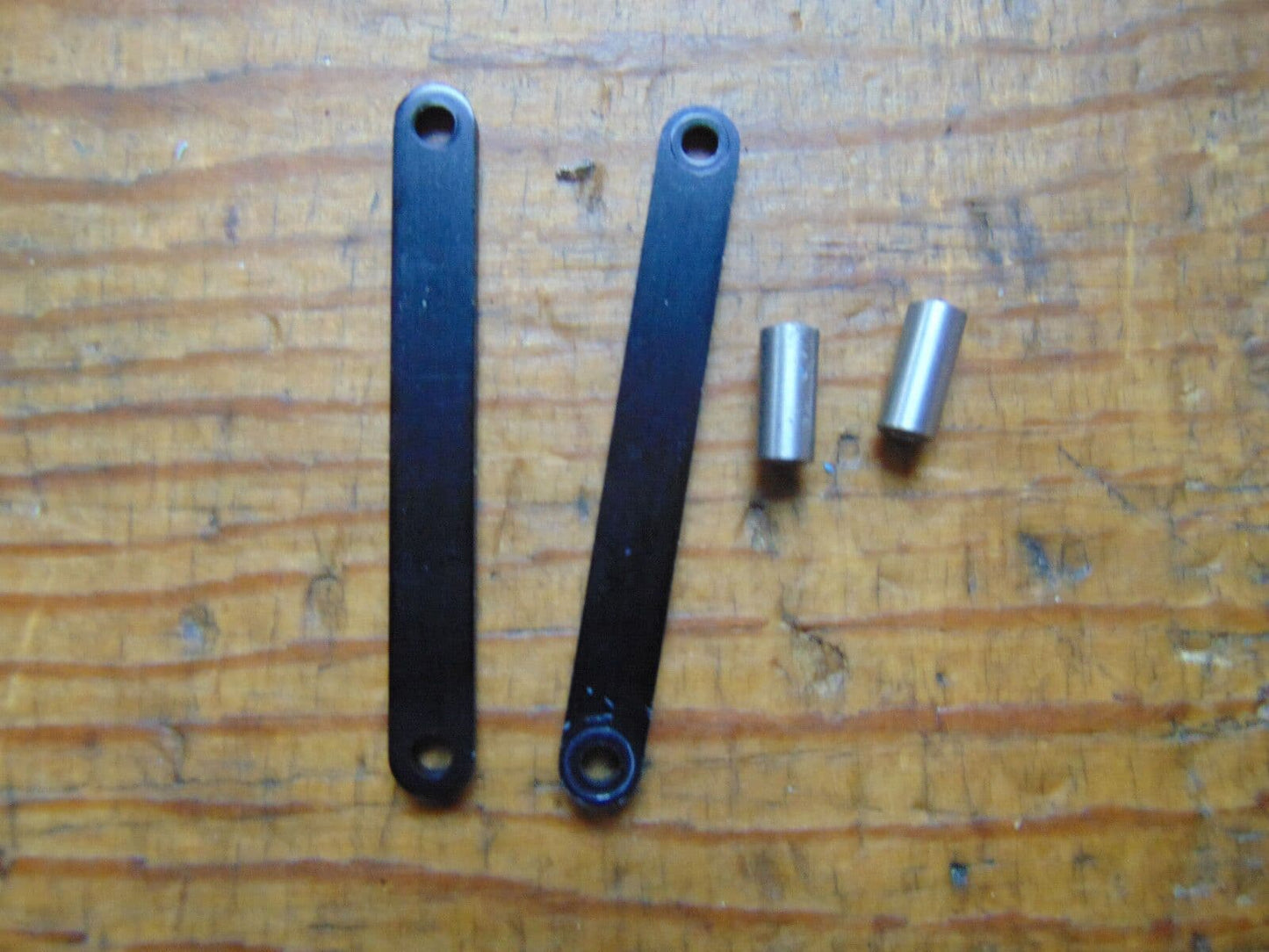 HIROBO LEPTON FRONT BATTERY GUIDES