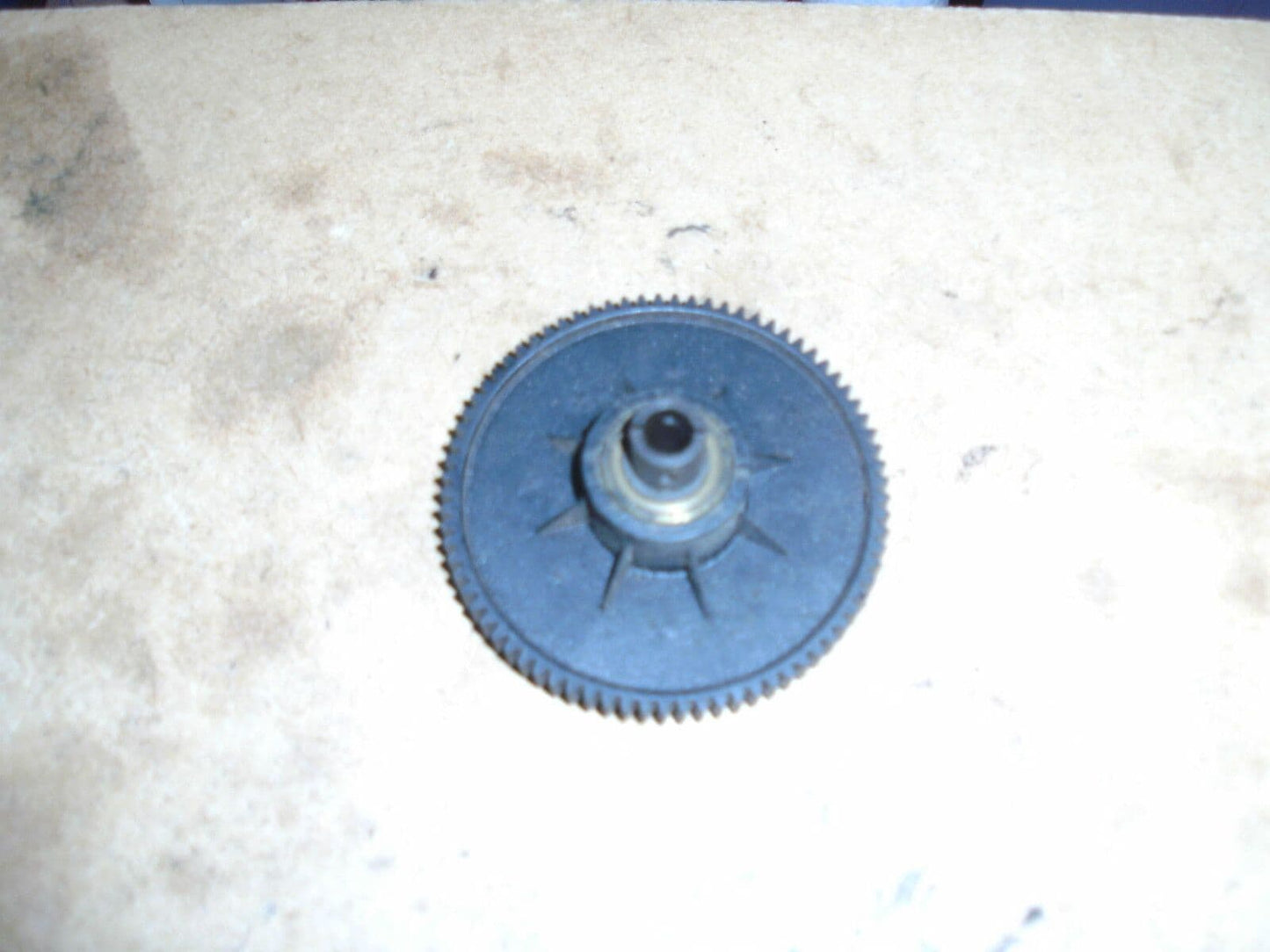 HIROBO SHUTTLE EARLY TYPE MAIN DRIVE GEAR WITH ONE-WAY BEARING