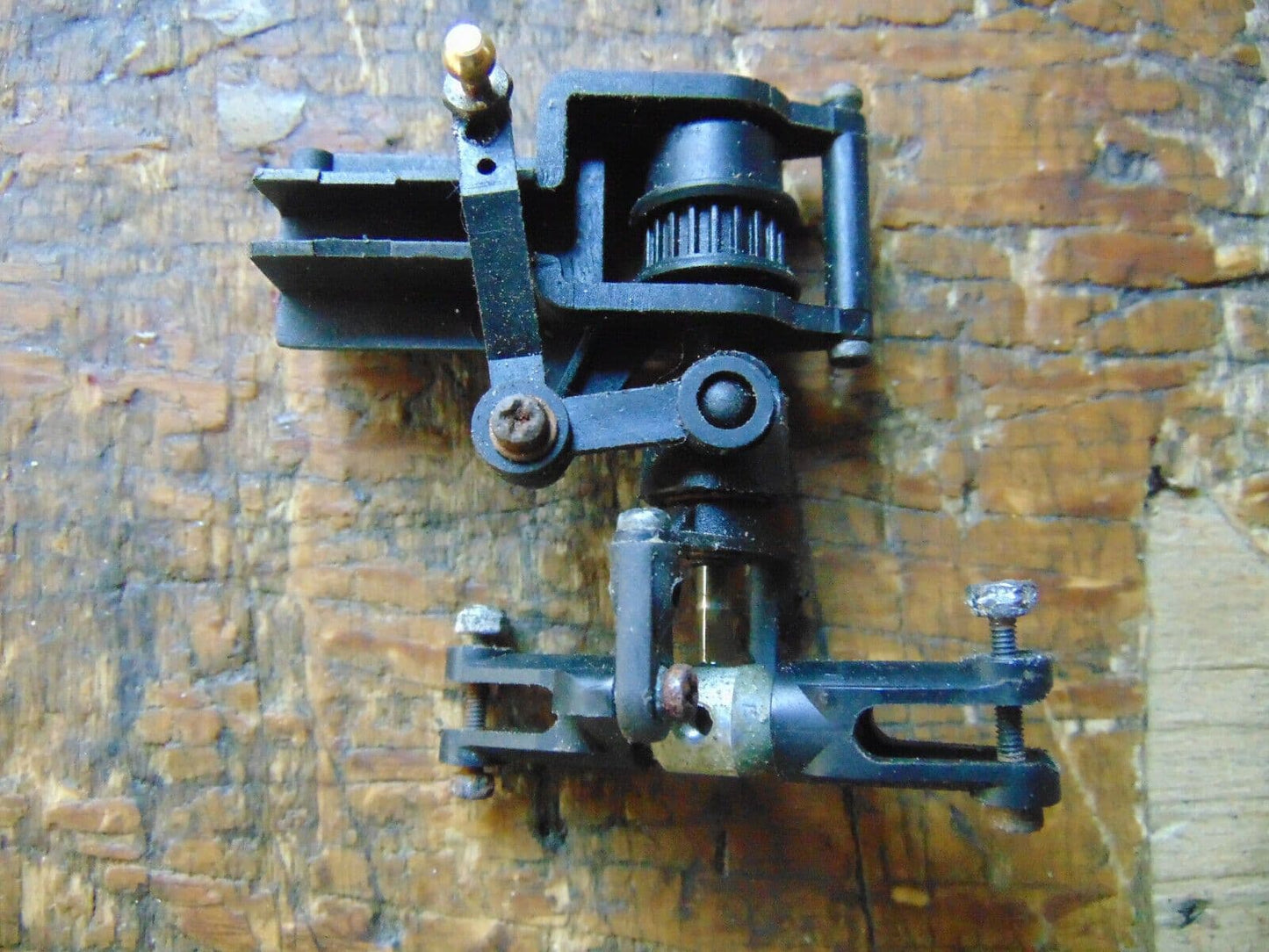 IKARUS ECO 8 TAIL ROTOR GEARBOX ASSEMBLY