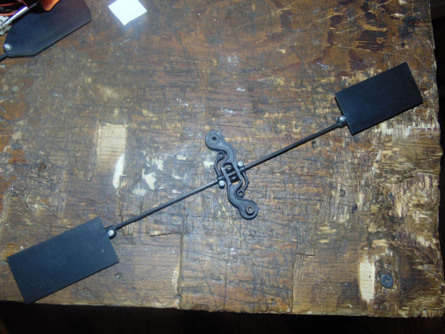 IKARUS PICCOLO MAIN ROTOR HEAD, FLYBAR SEESAW, FLYBAR & PADDLES