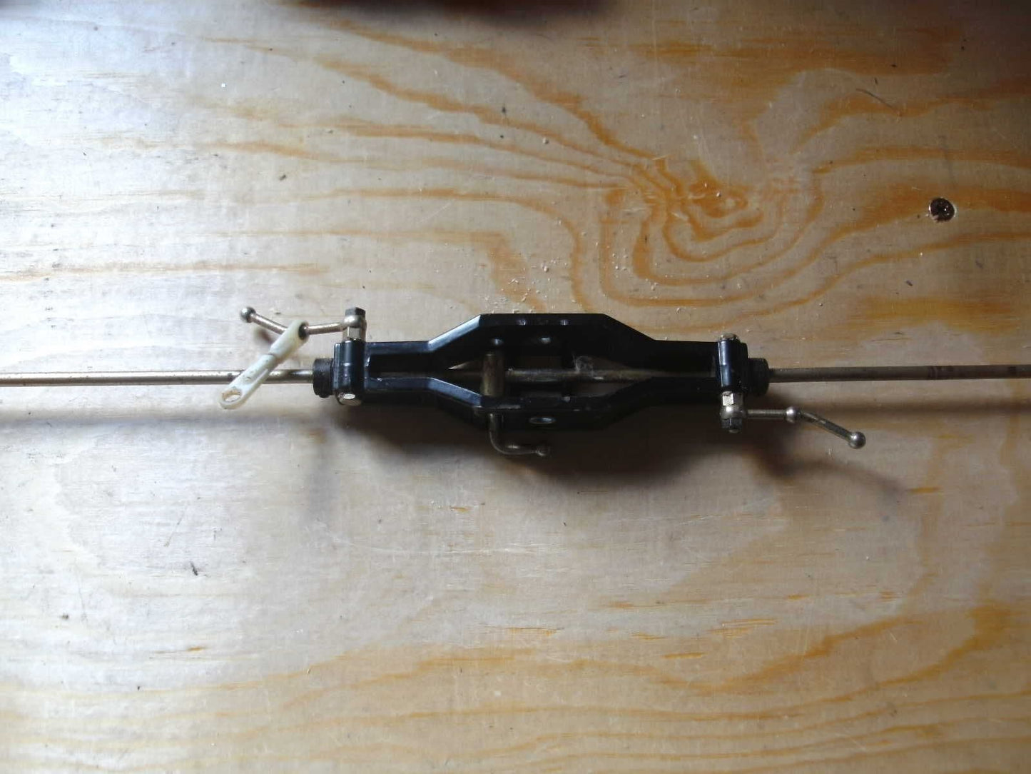 KALT CYCLONE FLYBAR SEESAW