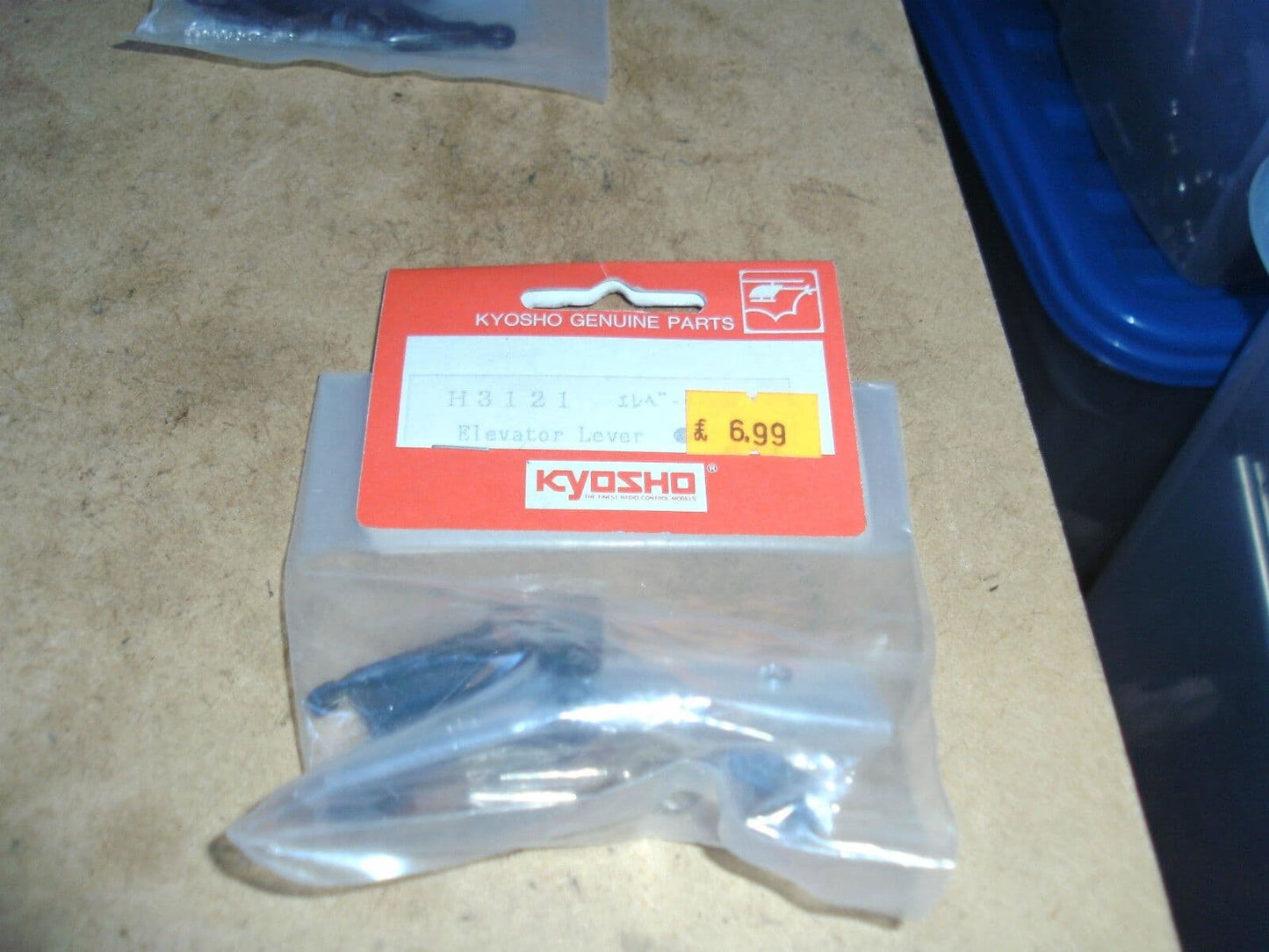 KYOSHO CONCEPT ELEVATOR LEVER H3121 BNIB
