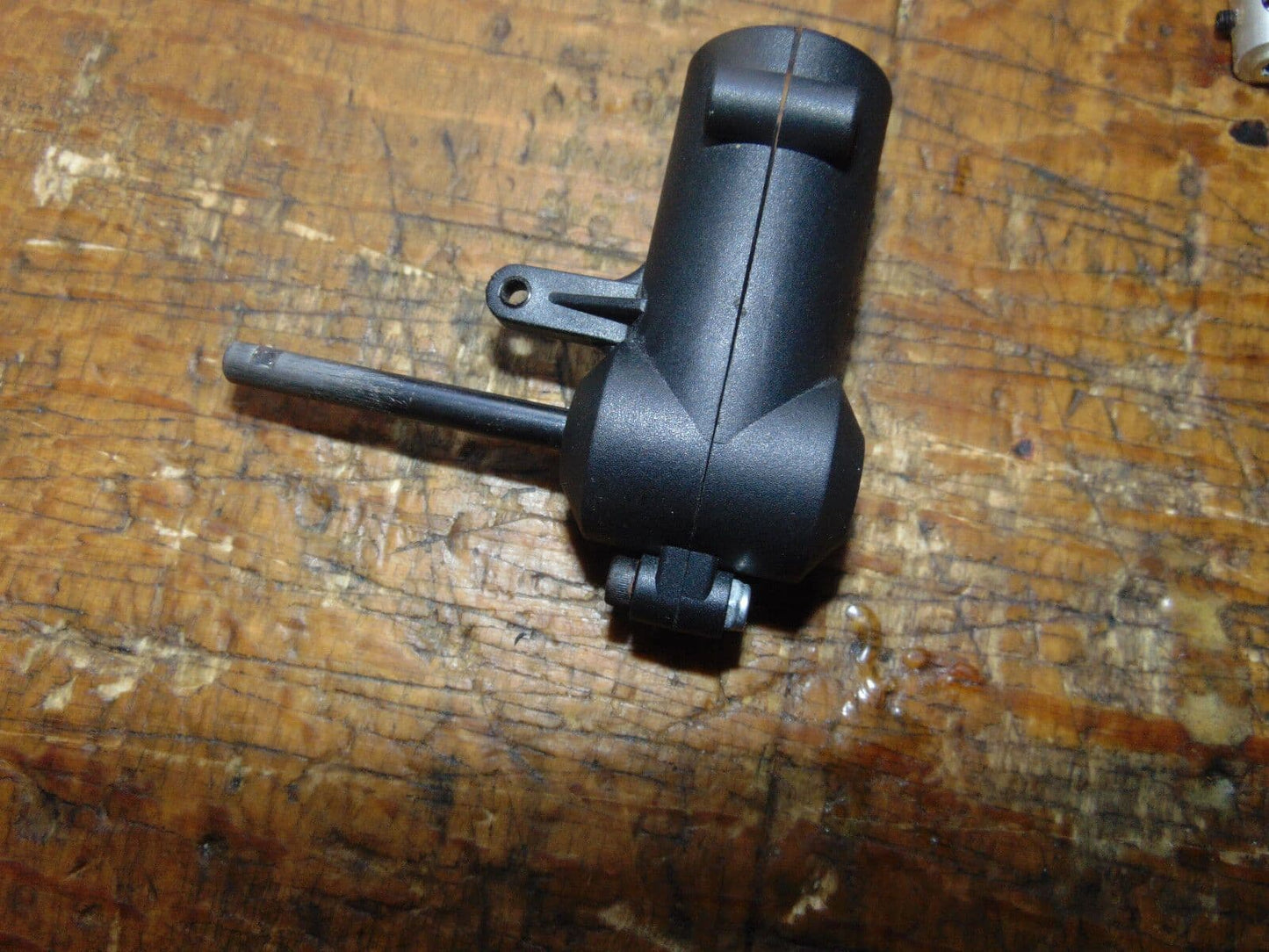 MIKADO LOGO 10 TAIL ROTOR GEARBOX CASES AND OUTPUT SHAFT