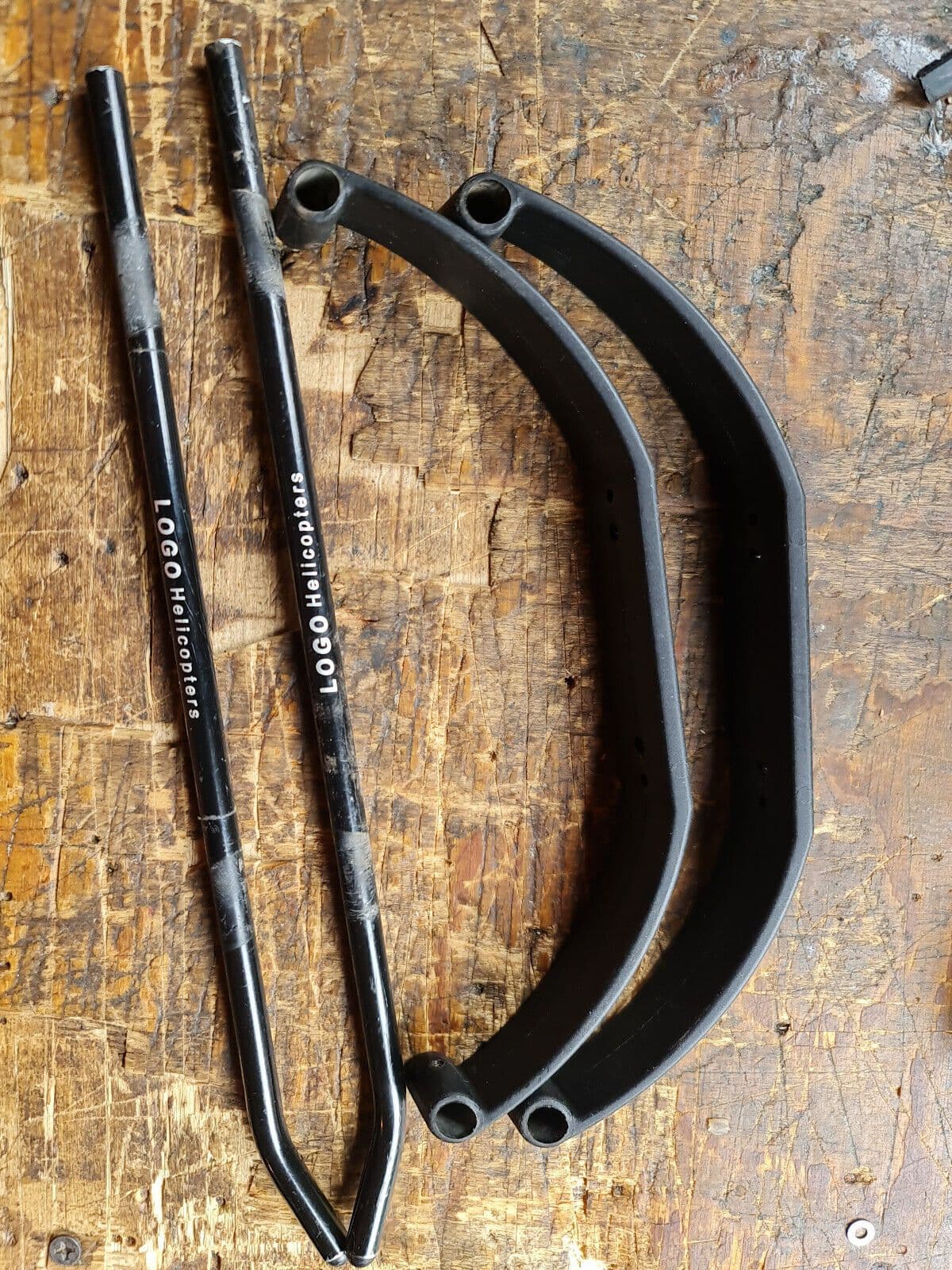 MIKADO LOGO 500 LANDING STRUTS & SKIDS