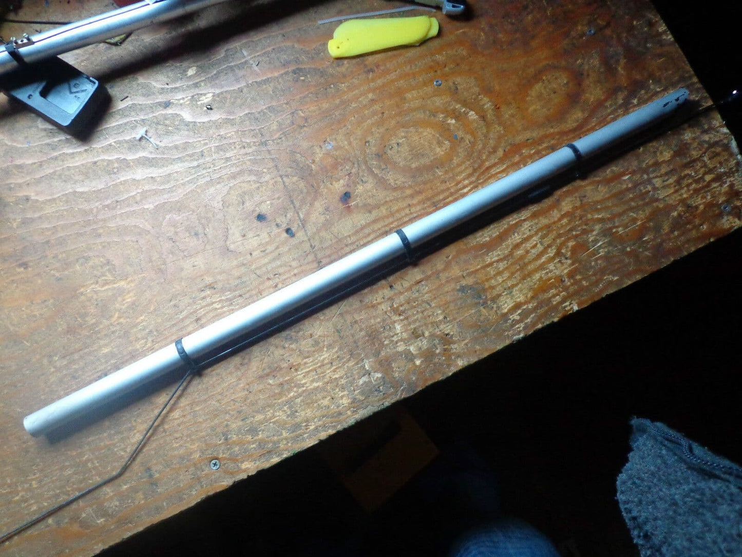 MOSKITO TAIL BOOM 570mm WITH PITCH CONTROL ROD & GUIDES