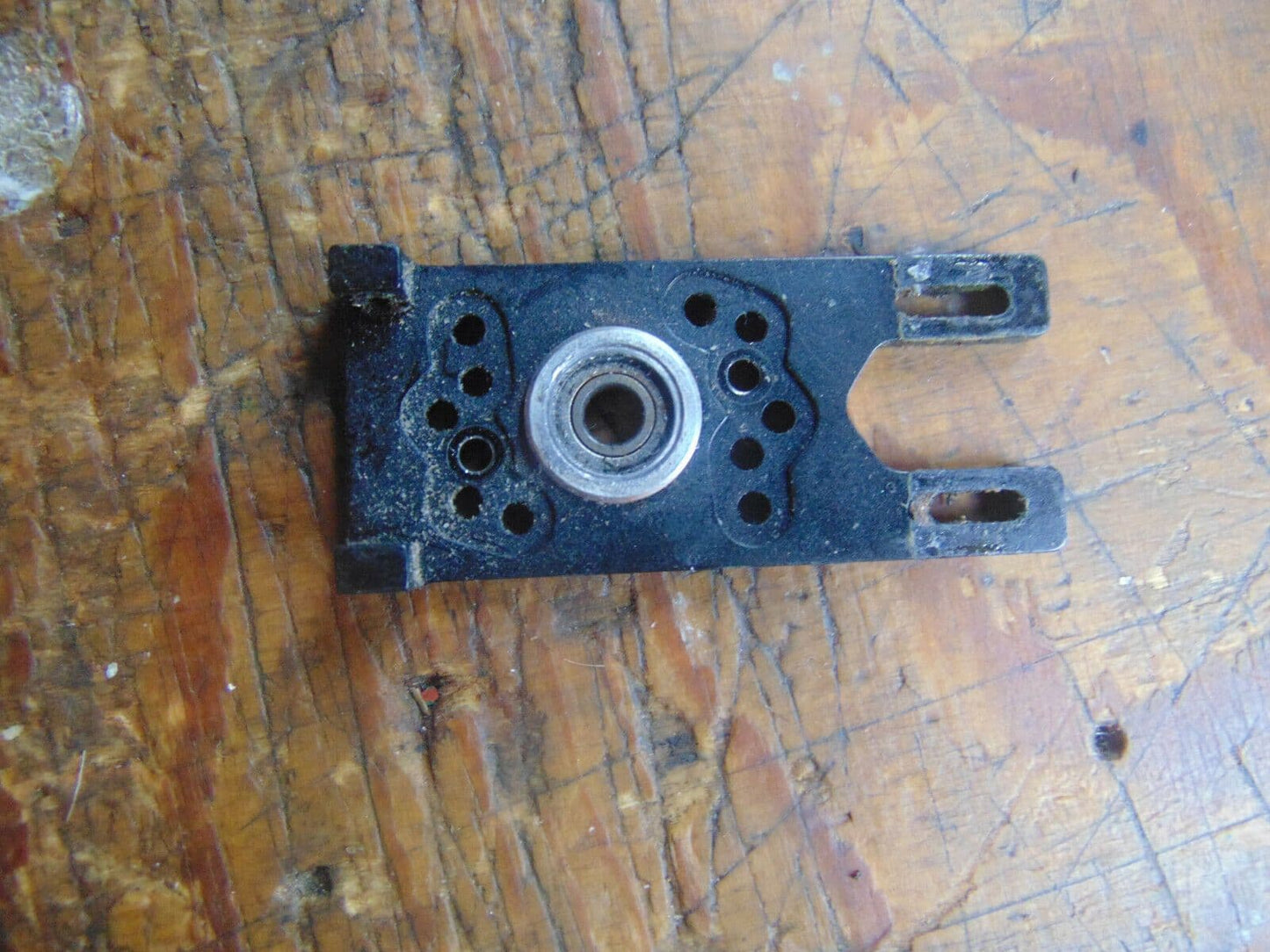 OUTRAGE 550E MOTOR MOUNTING