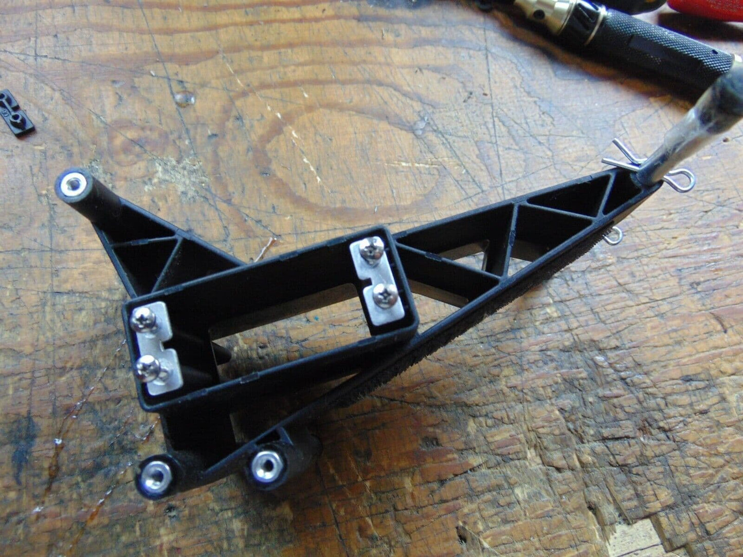 RAPTOR 90 G4 FRONT RADIO TRAY