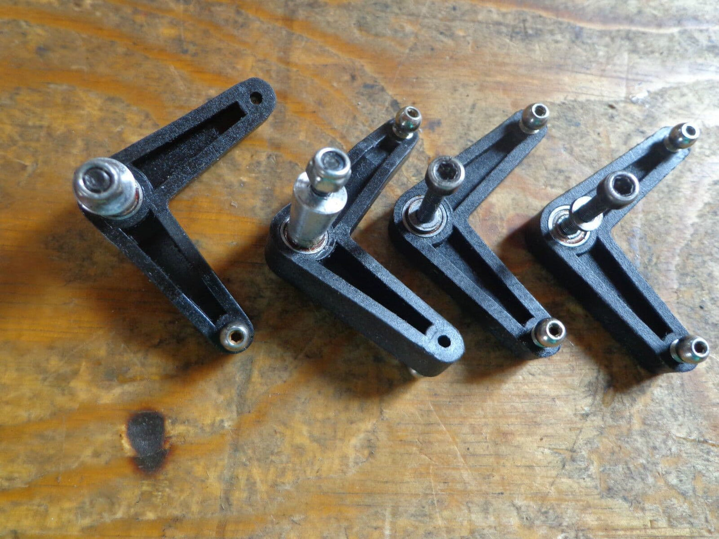 ROBBE FUTURA ELEVATOR & AILERON CONTROL ARMS
