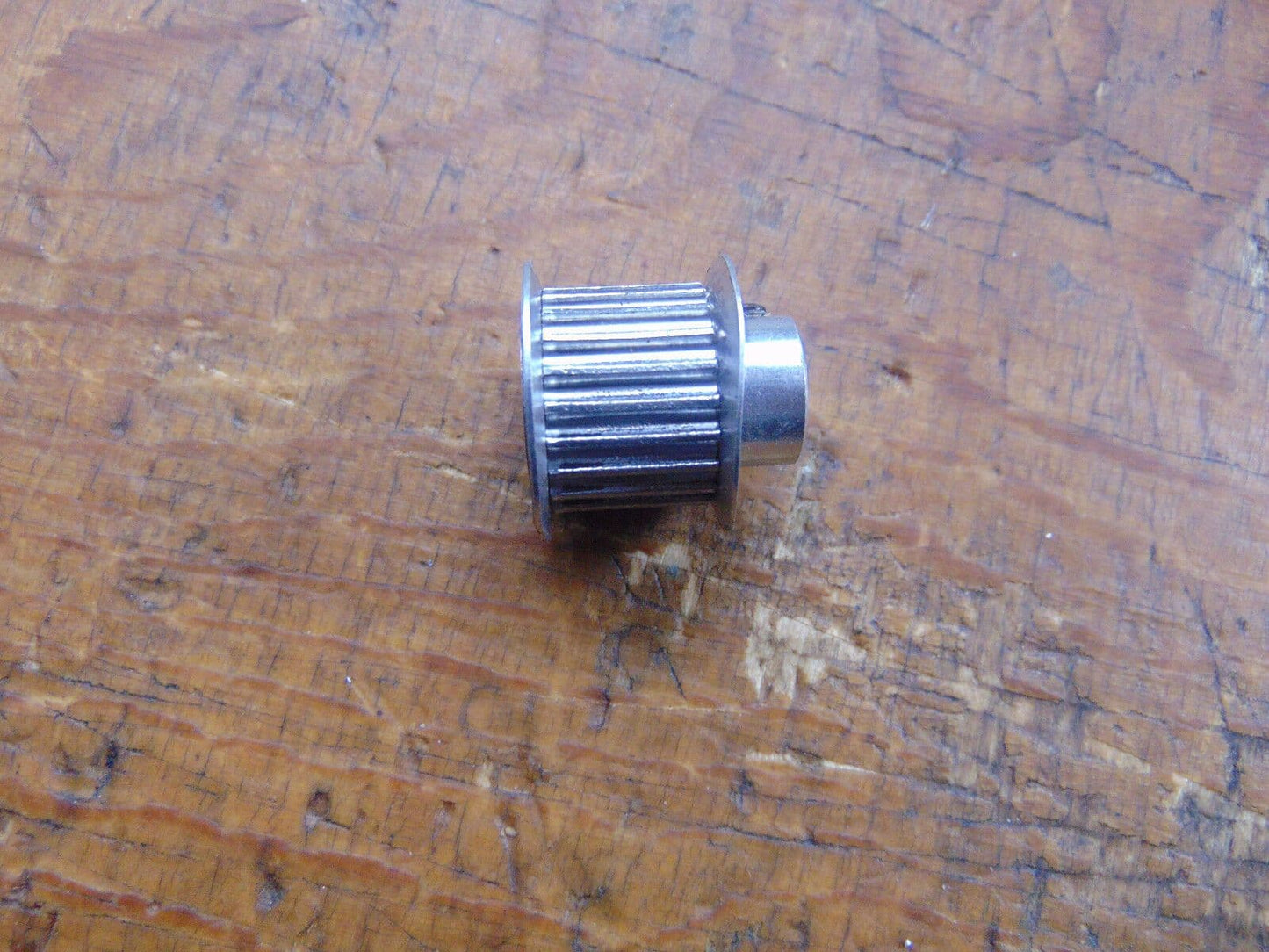 SAB GOBLIN 700 MOTOR PINION 21T 6 mm SHAFT