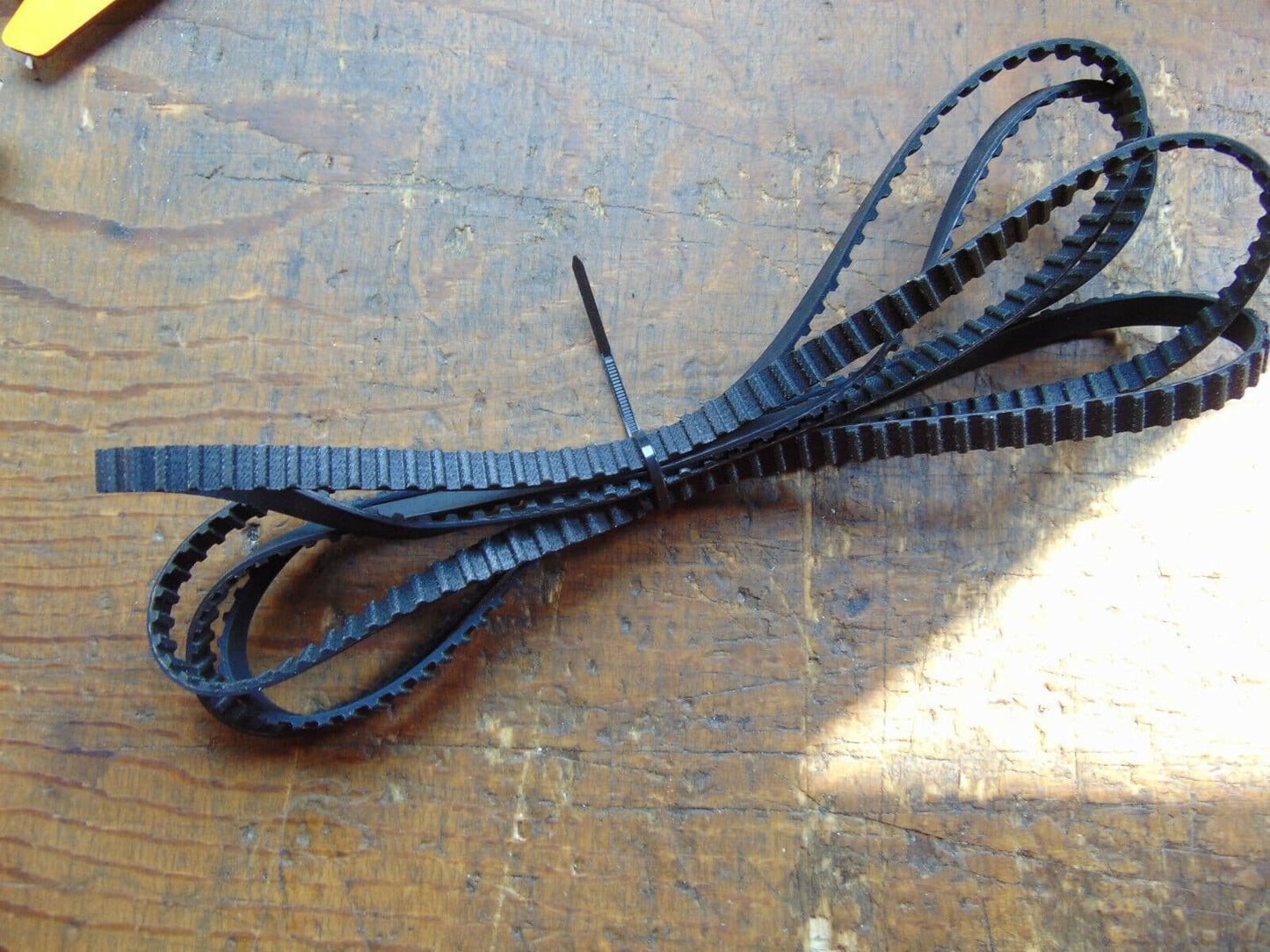 SYNERGY E7 TAIL DRIVE BELT