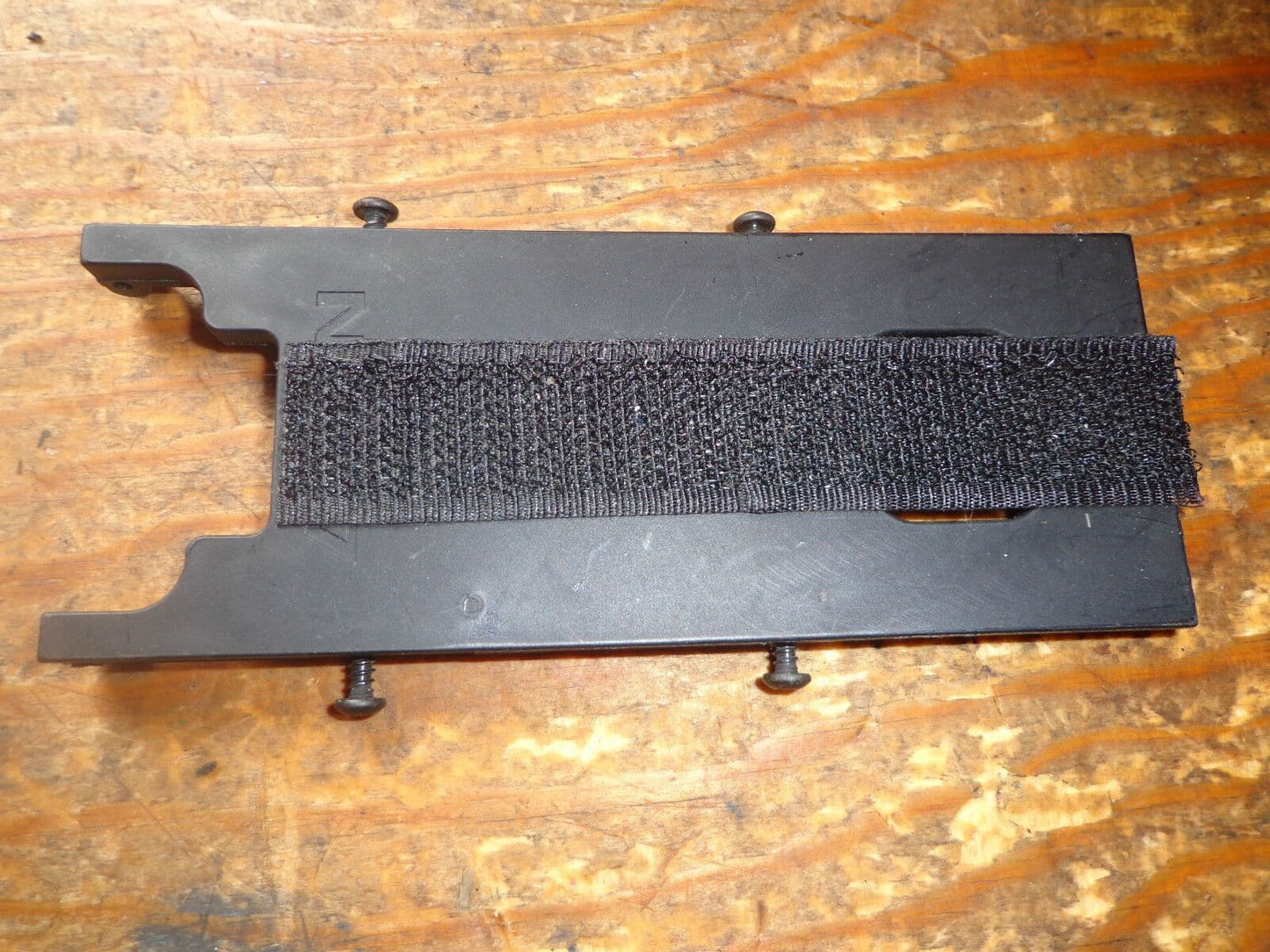 TREX 550 / 600E BATTERY MOUNTING TRAY
