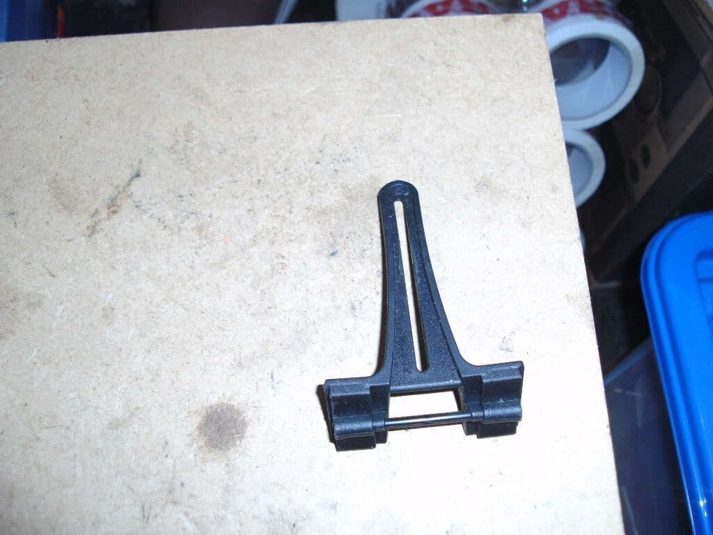 TREX 600 N ANTI-ROTATION GUIDE FOR SWASHPLATE