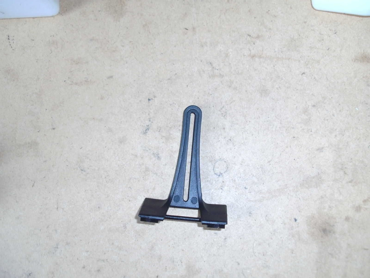 TREX 600 N SWASHPLATE ANTI-ROTATION GUIDE