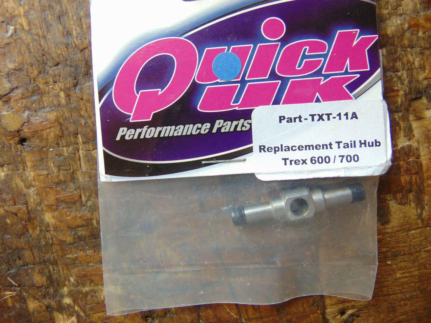 TREX 600 QUICK UK REPLACEMENT TAIL HUB TXT-11A BNIB