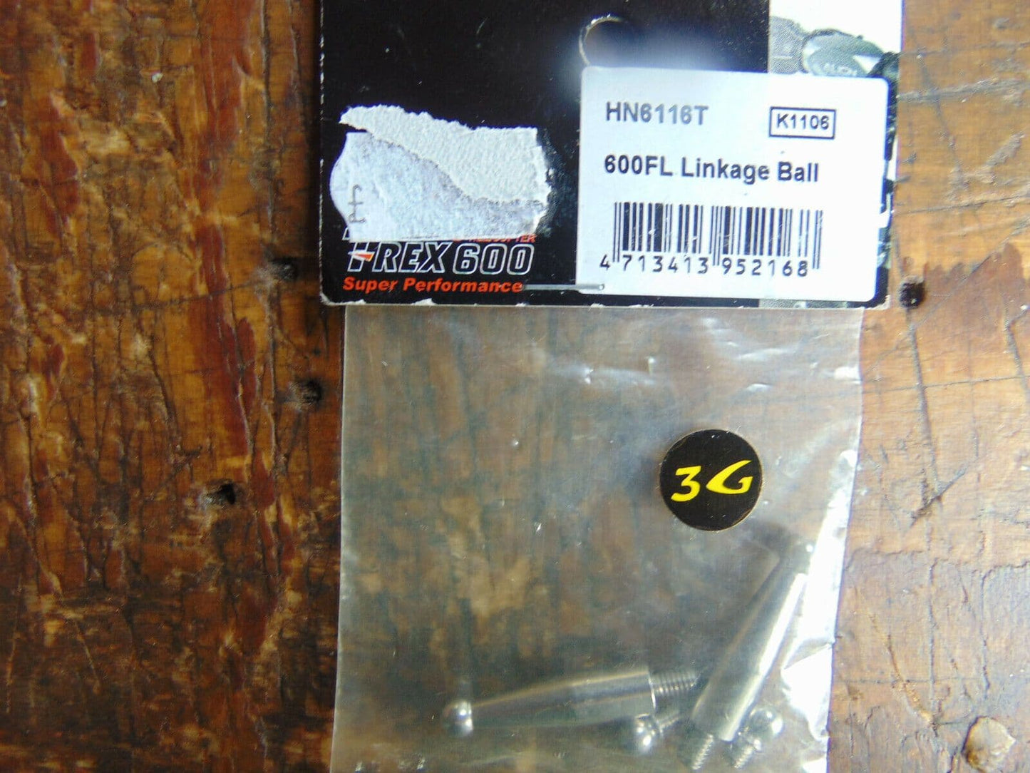 TREX 600FL LINKAGE BOLT HN6116T BNIB