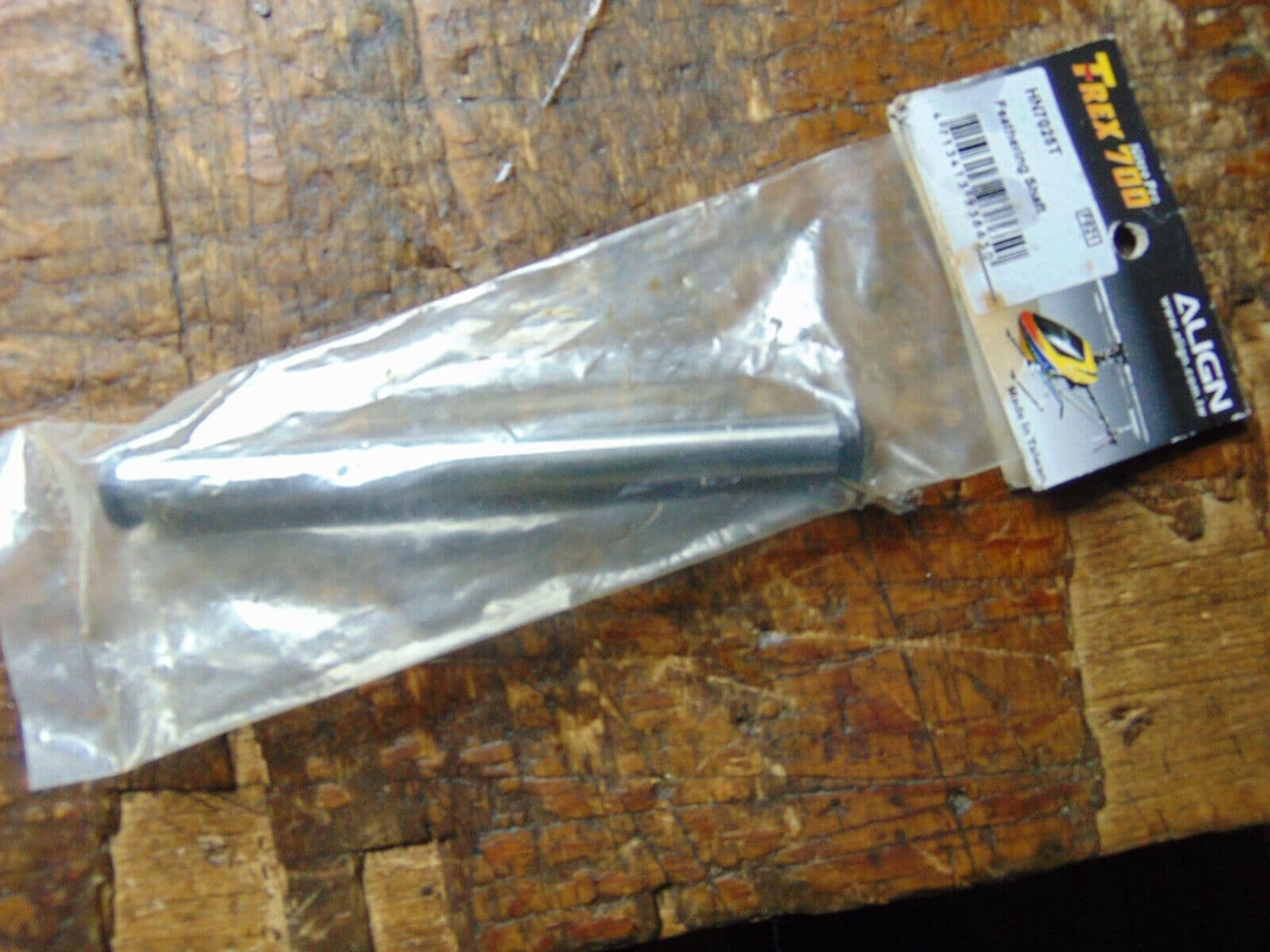 TREX 700 FEATHERING SPINDLE HN7026T BNIB