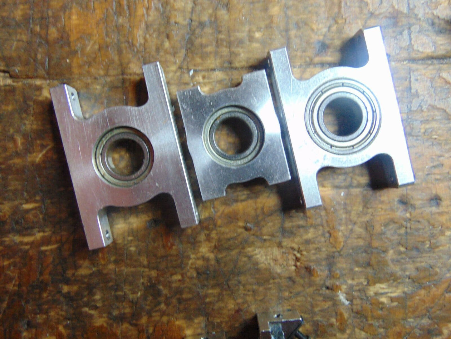 TREX 700 X MAIN SHAFT BEARINGS