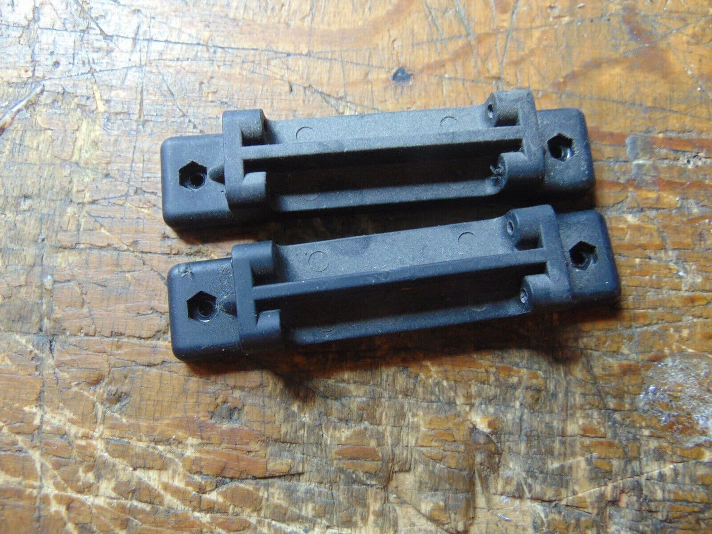 TSA 700 E LANDING STRUT MOUNTINGS