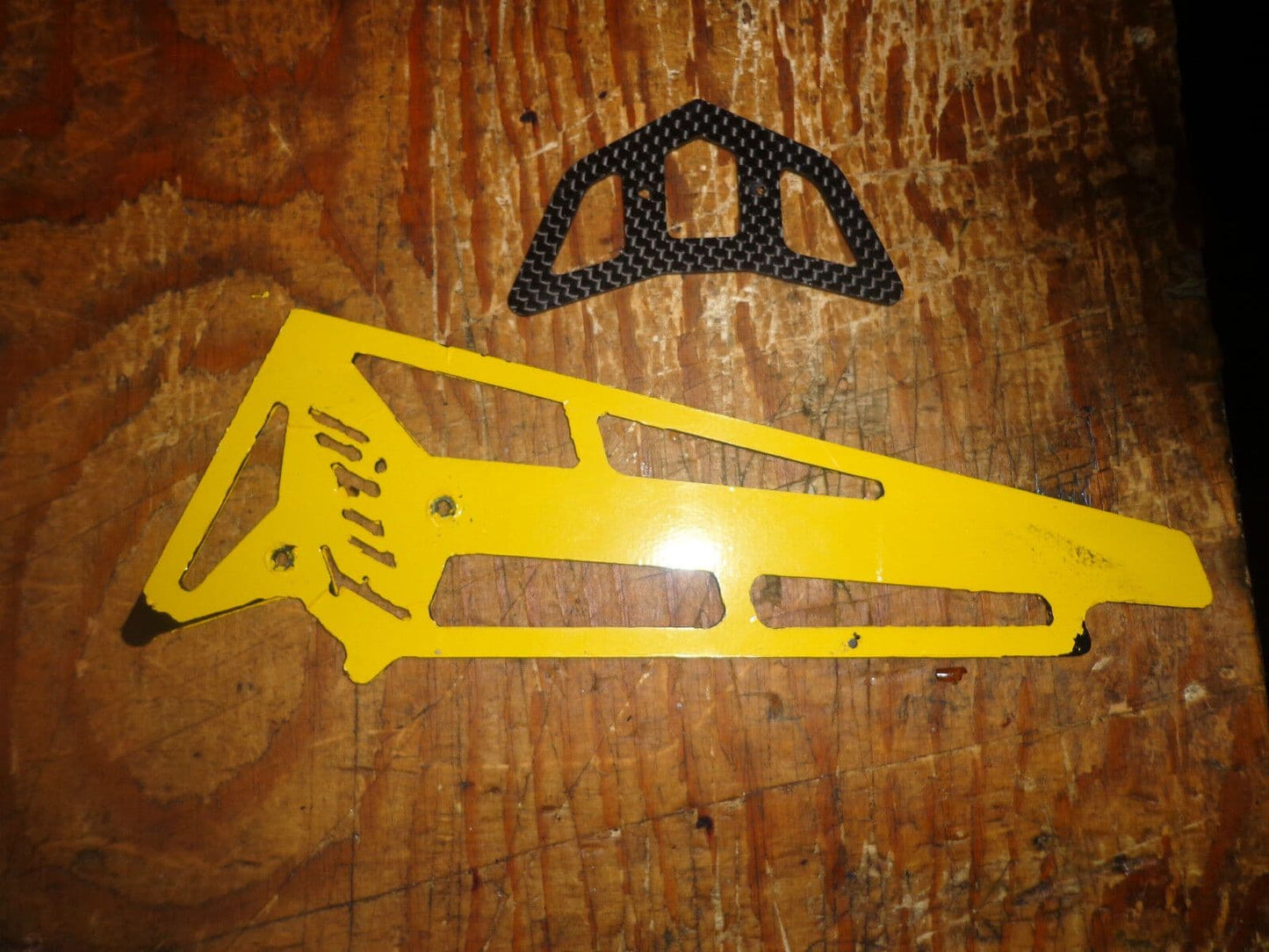 X-CELL FURY 90 CARBON FIBRE TAIL FIN SET