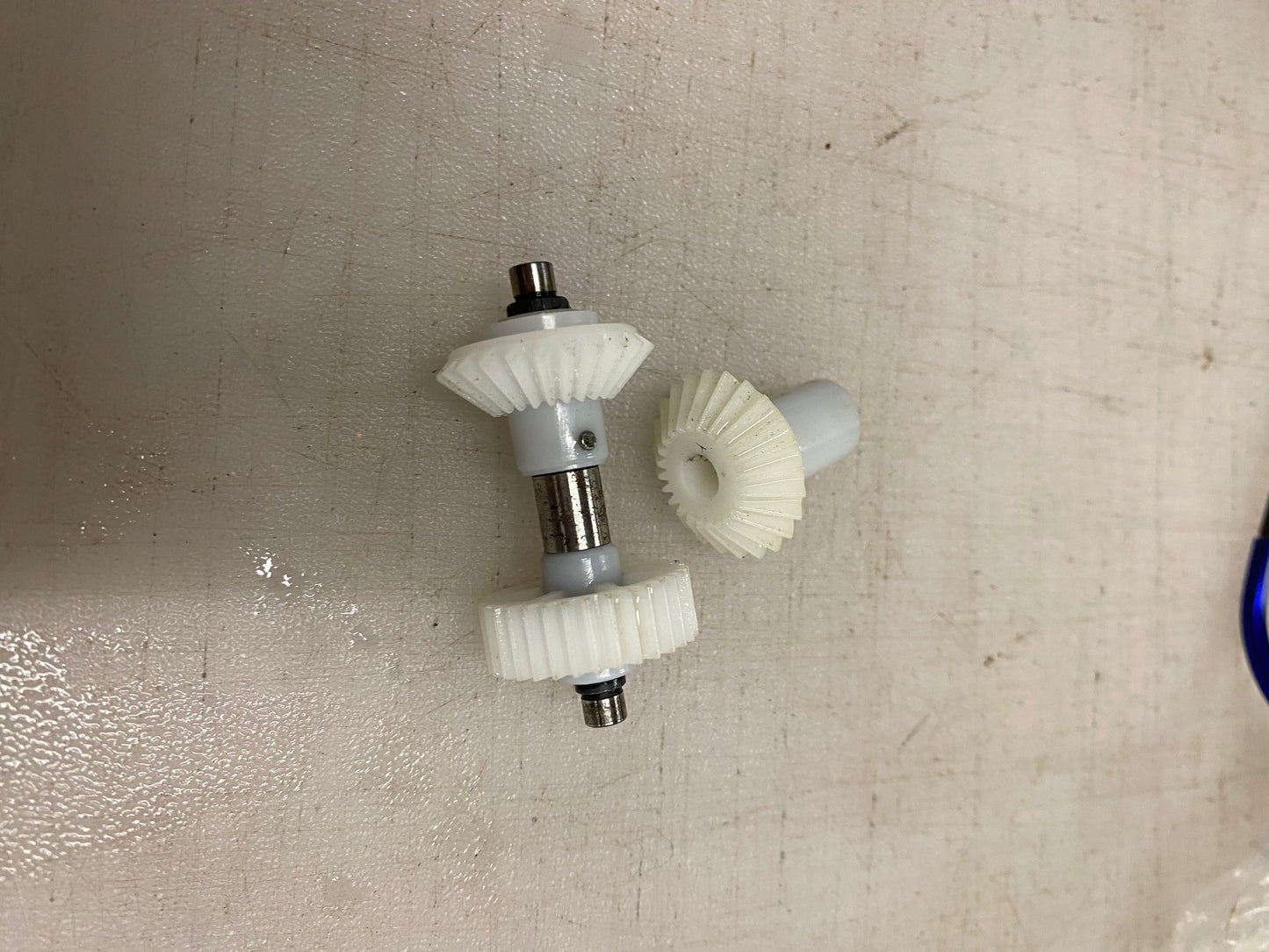 TREX 700n 0.5 modulus tail drive gears.