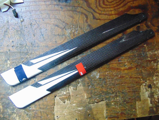 345 mm THUNDER TIGER CARBON FIBRE MAIN ROTOR BLADES