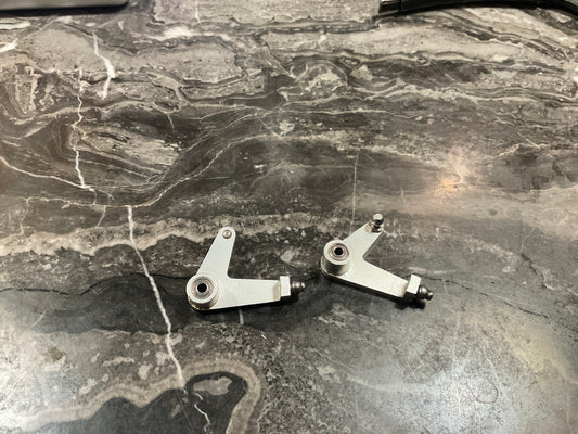 PV0098 : Aluminium Aileron L-Type Lever (2)