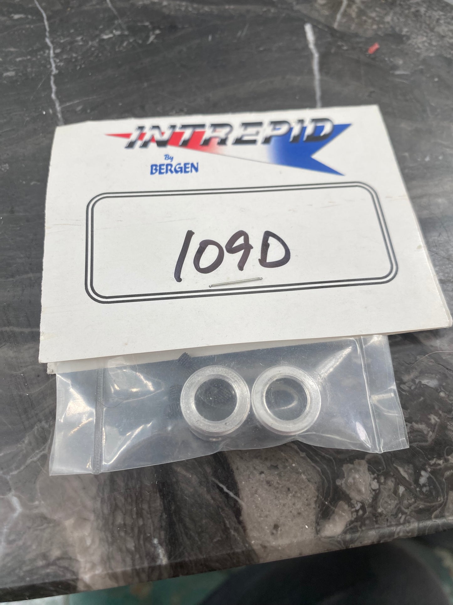 Bergen Intrepid - 109D - Collars