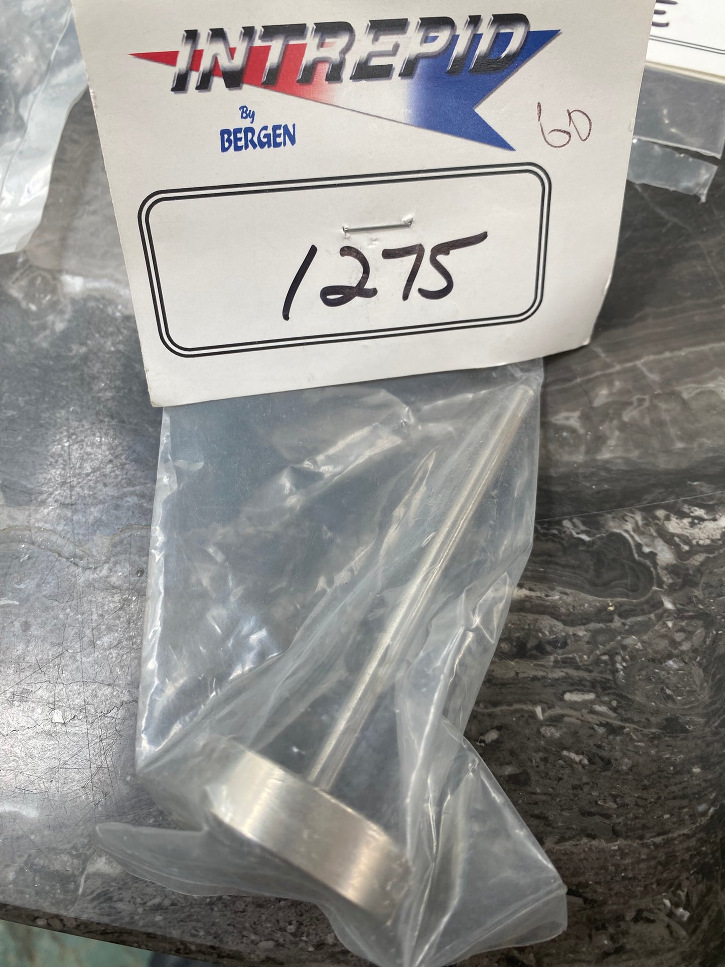 Bergen Intrepid - 1275 - Clutch Stack