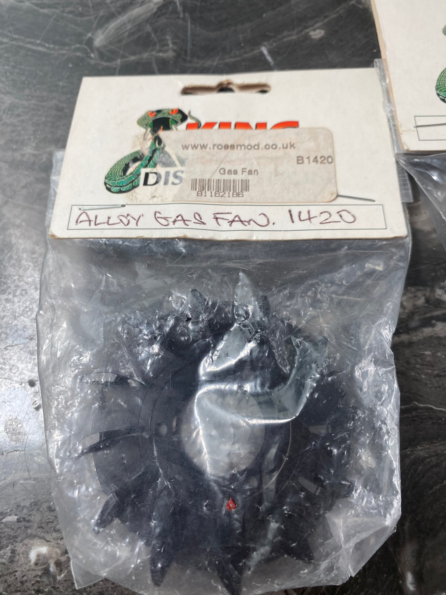 Bergen Intrepid - 1420 - Alloy Gas Fan Black