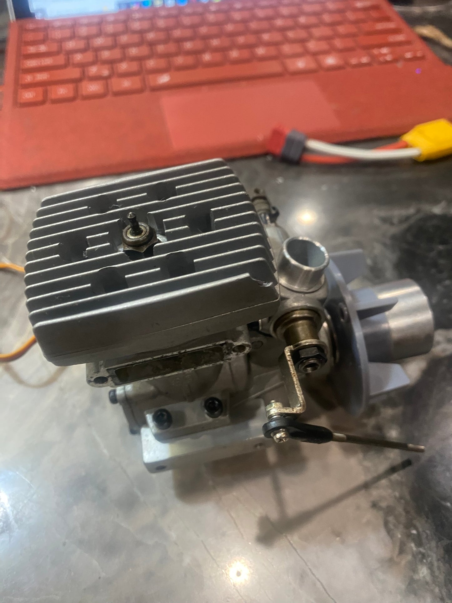 Thunder Tiger 39 size helicopter engine