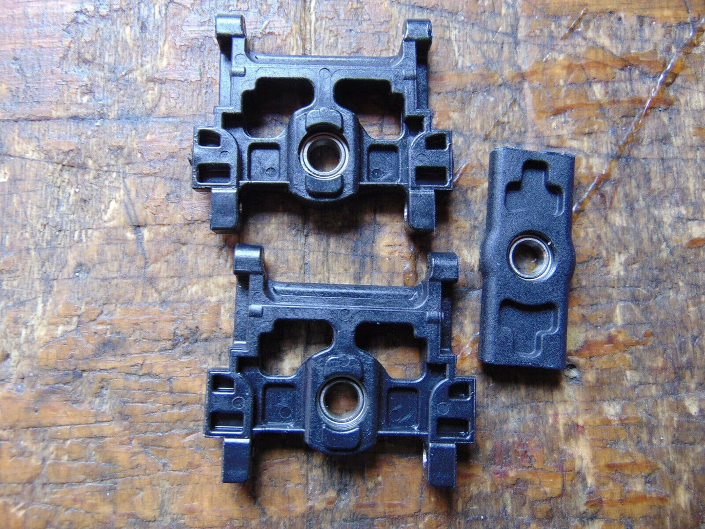 ALIGN TREX 470L DOMINATOR MAIN BEARINGS & SERVO MOUNTINGS
