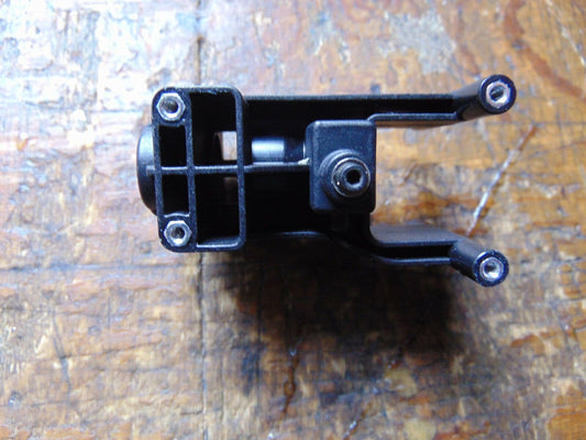 ALIGN TREX 470L DOMINATOR TAIL BOOM MOUNT C/W IDLER GEAR ASSEMBLY