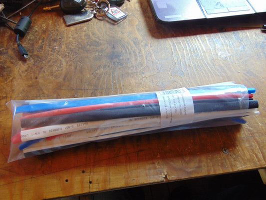ASSORTED LENGTHS OF SHRINK TUBING ASSORTED COLOURS & DIAMETERS APRROX 30 PIECES