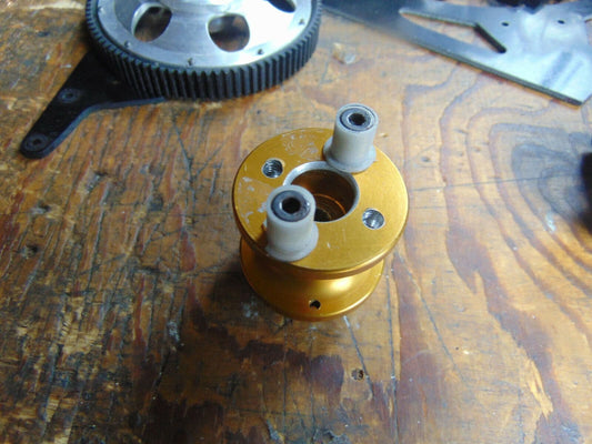 BERGEN INTREPID 46 CLUTCH MOUNTING HUB & DRIVE PEGS