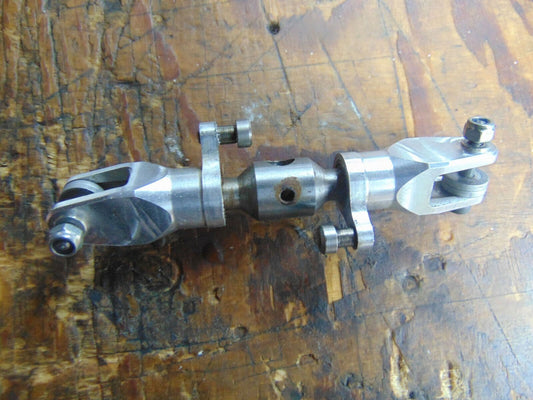 BERGEN INTREPID 60 ALLOY TAIL ROTOR SPINDLE & BLADE GRIPS