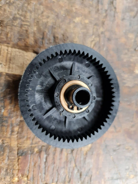 CENTURY HAWK 30 MAIN SHAFT & TAIL DRIVE GEAR C/W ONE0-WAY BEARING
