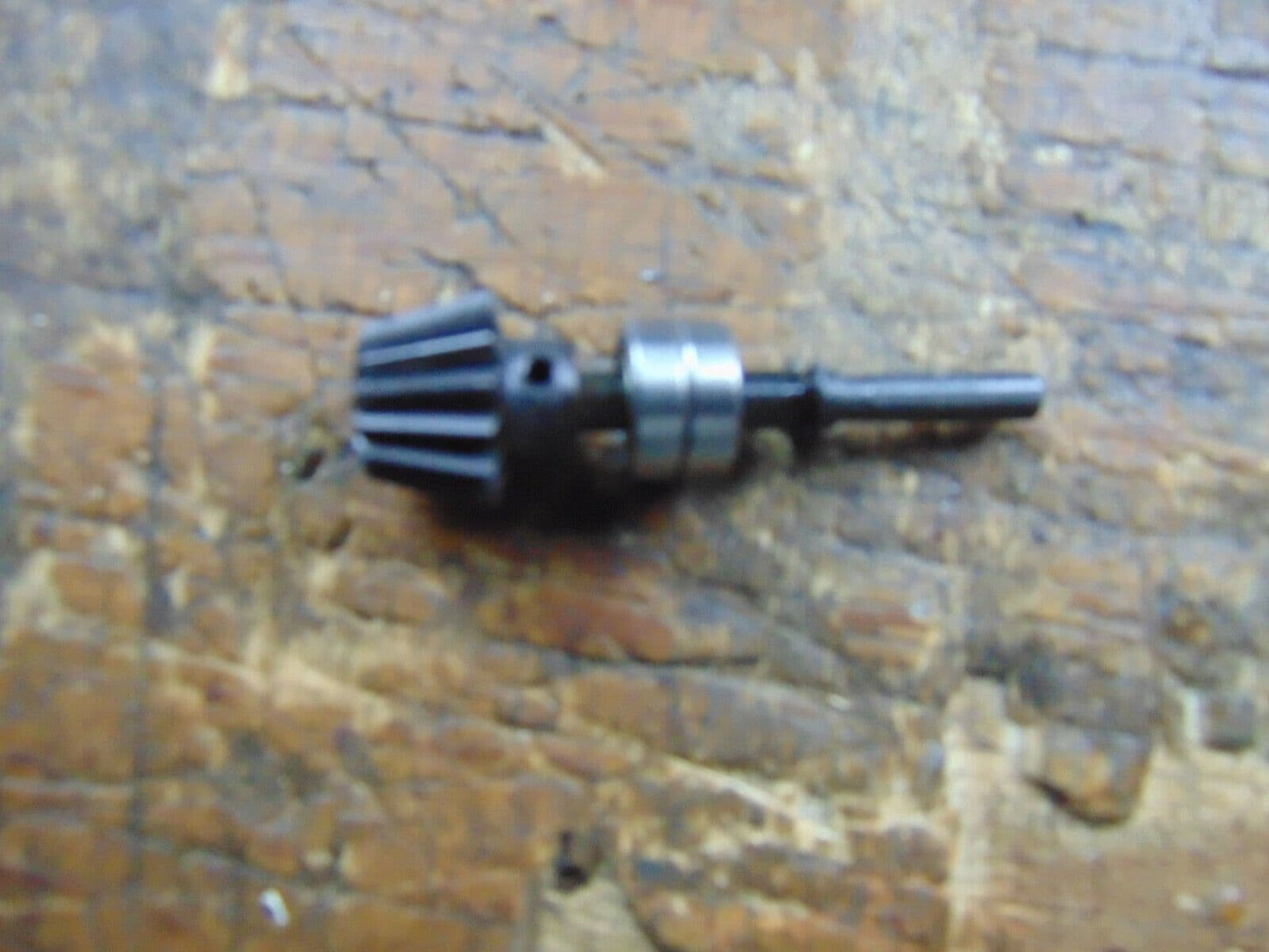 CENTURY HAWK 30 TAIL DRIVE PINION FOR WIRE DRIVE