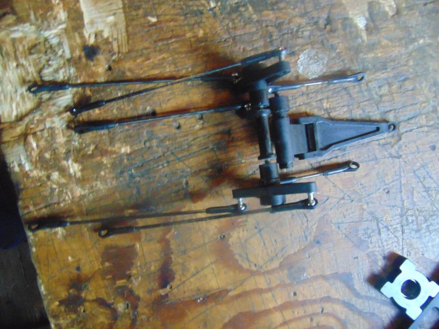 CENTURY PREDATOR 60/70 ELEVATOR & AILERON CONTROL ARMS C/W SERVO LINKS